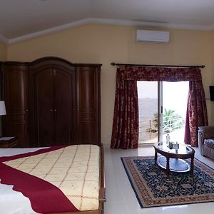 Hotel Barmoi